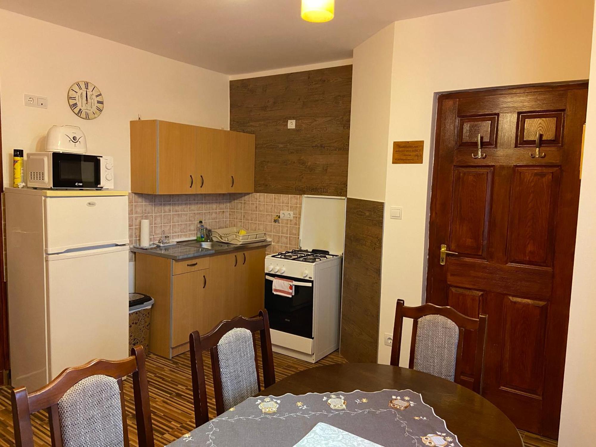 Vadrozsa Vendeghaz-Apartman Дем'єн Екстер'єр фото