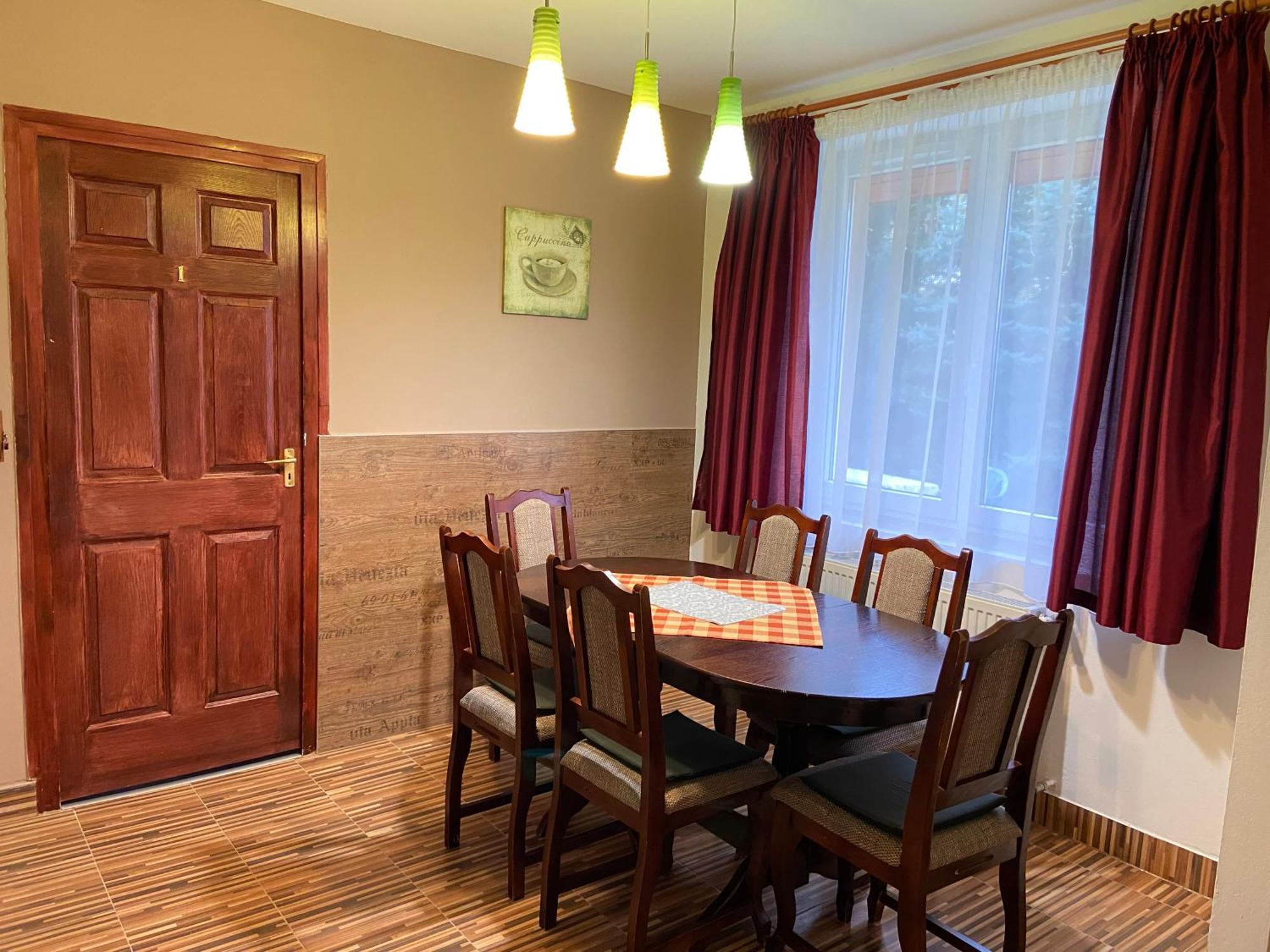 Vadrozsa Vendeghaz-Apartman Дем'єн Екстер'єр фото