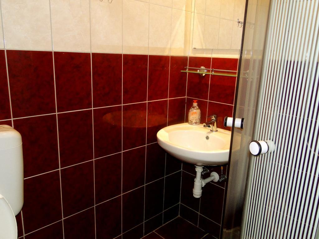 Vadrozsa Vendeghaz-Apartman Дем'єн Екстер'єр фото