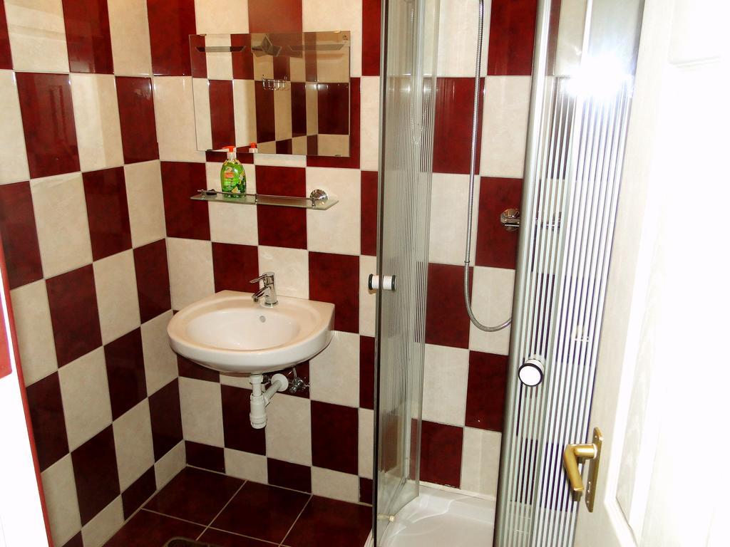 Vadrozsa Vendeghaz-Apartman Дем'єн Екстер'єр фото